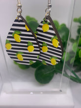 Load image into Gallery viewer, Wooden Printed Lemons Black and White Stripes Summer
