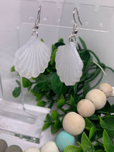 Load image into Gallery viewer, Acrylic Sea Shells Pearl White Dangles
