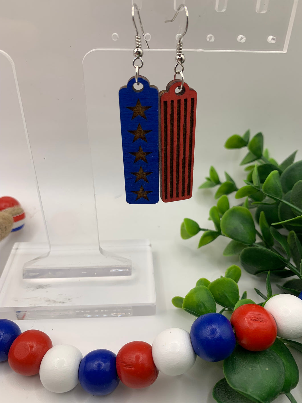 Wooden Printed Red White Blue Fourth of July Patriotic Stars and Stripes Bar Dangles